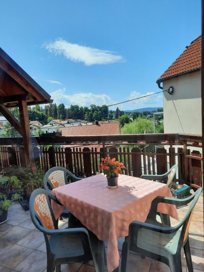 Rooms Cehovin Постойна Екстер'єр фото