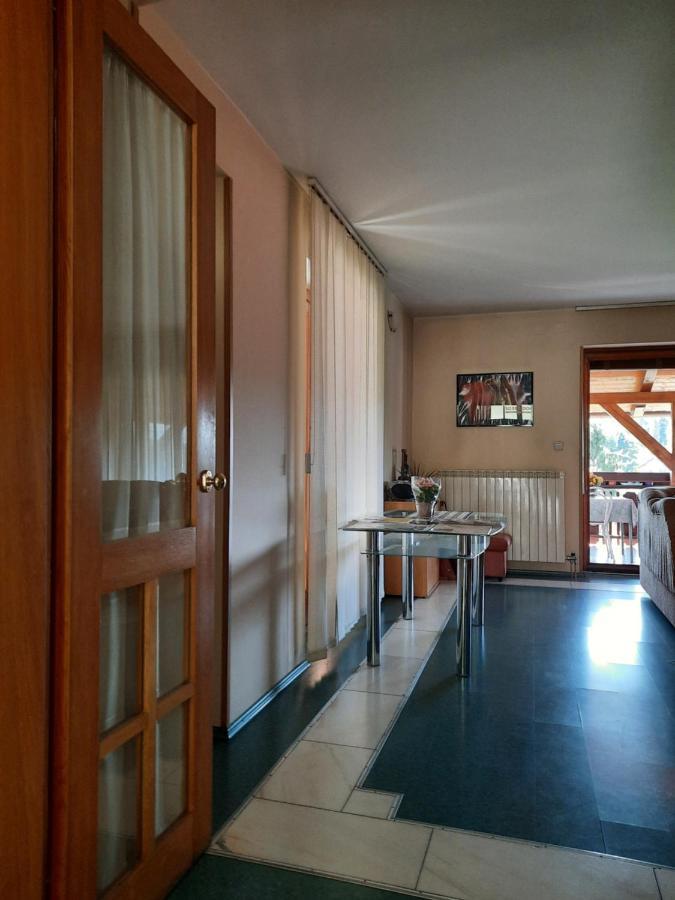 Rooms Cehovin Постойна Екстер'єр фото